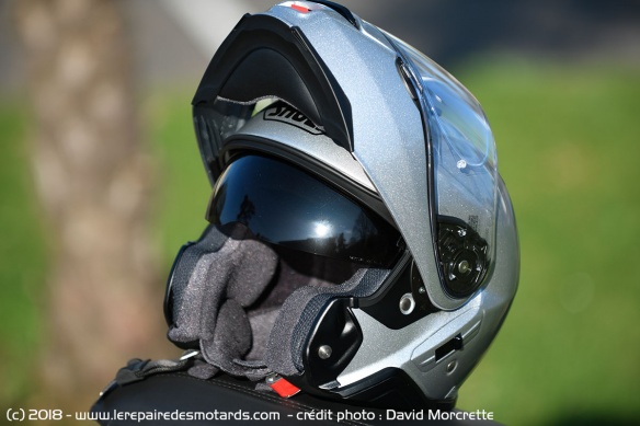 Ecran solaire casque modulable Shoei Neotec II