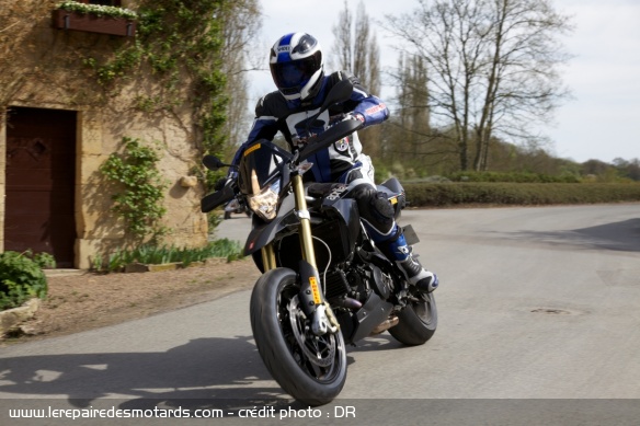 Test Shoei XR 1100 sur Dorsoduro 1200
