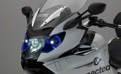 Conseils : feux au laser BMW pour rouler de nuit Conseils : feux au laser BMW pour rouler de nuit