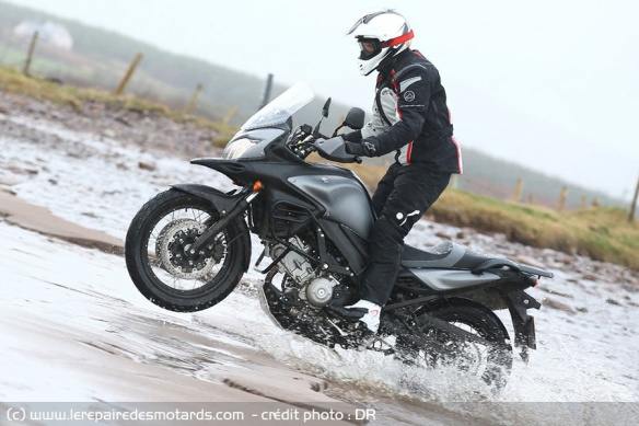Conseils : franchir un gué en wheeling