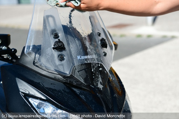 Nettoyer sa bulle moto