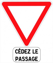 Panneau cédez le passage