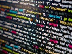 Rumeurs sur internet (Crédit photo : Martin Vorel)
