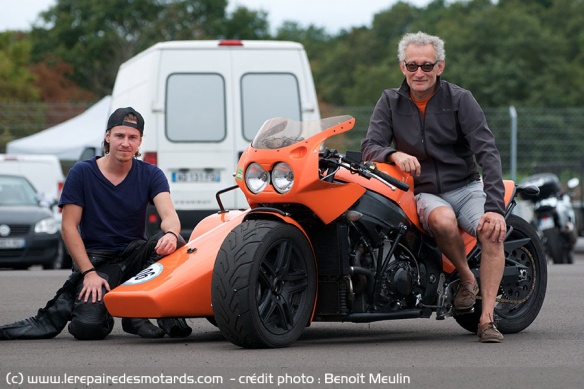 Savoir piloter un side-car sportif : l'avis des Cesar et Gilles Chanal