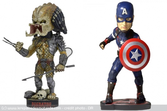 Une fois portés, le rendu de ces énormes casques est plus proche du Bobble Head Une fois portés, le rendu de ces énormes casques est plus proche du Bobble Head