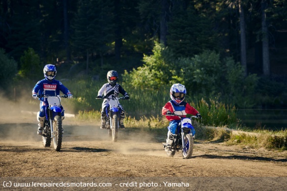 Les petites motocross Yamaha, menées par la PW50