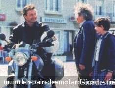 Le top 10 des clichés : l'instit, un motard pas en colère