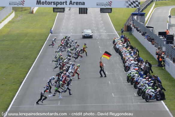 Départ en ligne lors des 8 heures d'Oschersleben