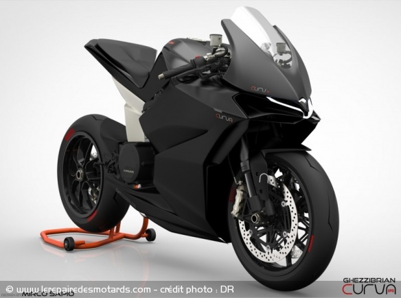 Ducati Curva by Ghezzi Brian