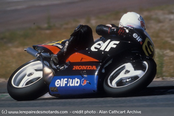 Ron Haslam sur l'ELF3 de Grand Prix