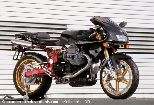 Ghezzi Brian Supertwin de route