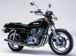 Suzuki GS 750 (crédit photo : DR)