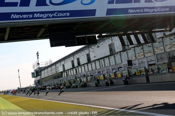 Départ des 12 Heures de Magny-Cours Départ des 12 Heures de Magny-Cours