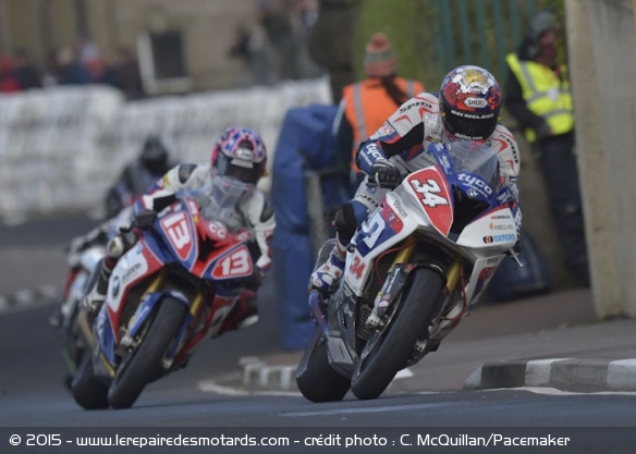 Seeley et Johnston lors de la course Superstock 2015 - crédit photo : Charles McQuillan/Pacemaker