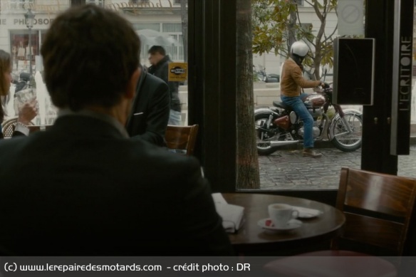 Simon sur sa Royal Enfield