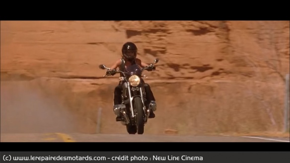 La BMW R1200C pilotée par Gwyneth Paltrow dans le 'faux' film