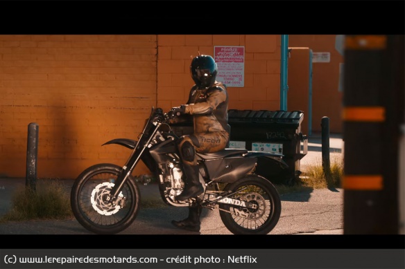 M&ecirc;me les vampires se mettent &agrave; la moto pour traquer une proie