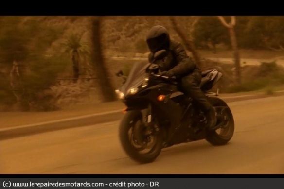 La série met en scène de nombreuses motos