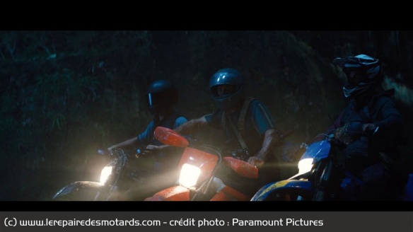 Rien de mieux que des motocross pour évoluer vite à travers les pistes de la jungle Rien de mieux que des motocross pour évoluer vite à travers les pistes de la jungle