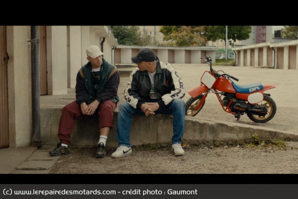 Mousten, Abdelkrim et la Honda QR50 de Momo Mousten, Abdelkrim et la Honda QR50 de Momo