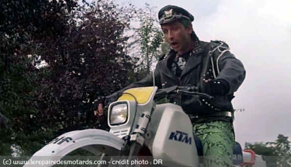 Thierry Lhermitte sur une KTM 500 XC