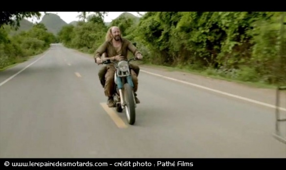 Film moto : On a marché sur Bangkok