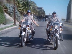 Série moto : CHiPs