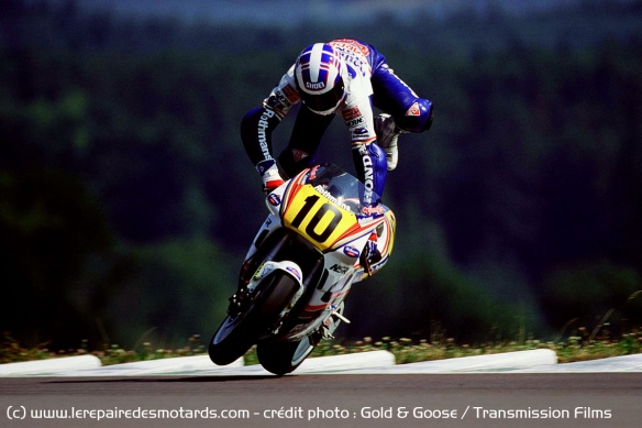 Wayne Gardner en difficulté sur sa Honda Wayne Gardner en difficulté sur sa Honda