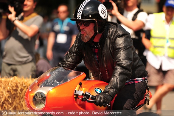 Le look même à moto
