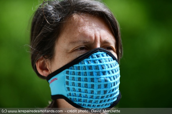 Masque anti-pollution à mettre sous un jet ou au naturel