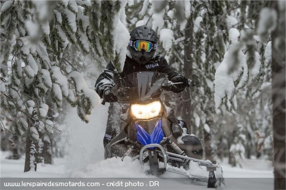 Motoneige Yamaha Phazer enduro