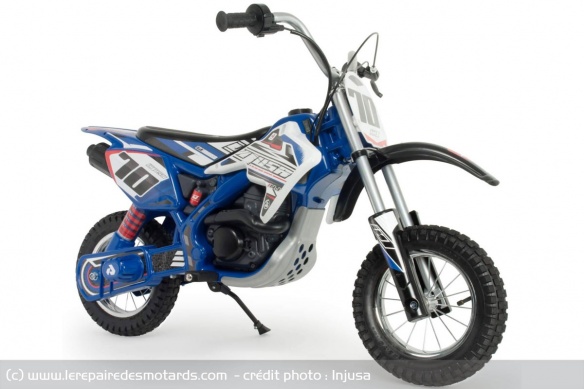X-treme Blue Fighter d'Injusa monte jusqu'à 12 km/h X-treme Blue Fighter d'Injusa monte jusqu'à 12 km/h
