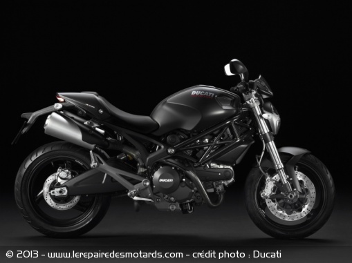 Ducati Monster 696