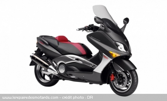 Génération Yamaha Tmax, le Black Max de 2006