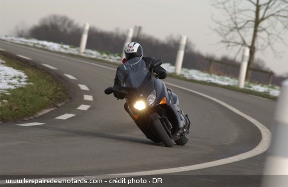 Génération Yamaha Tmax, essai du modèle 2004