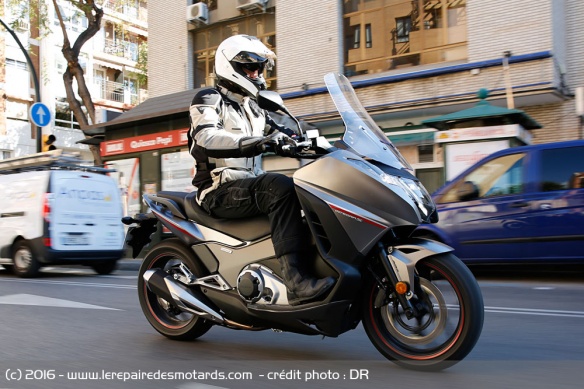 Honda Integra 750