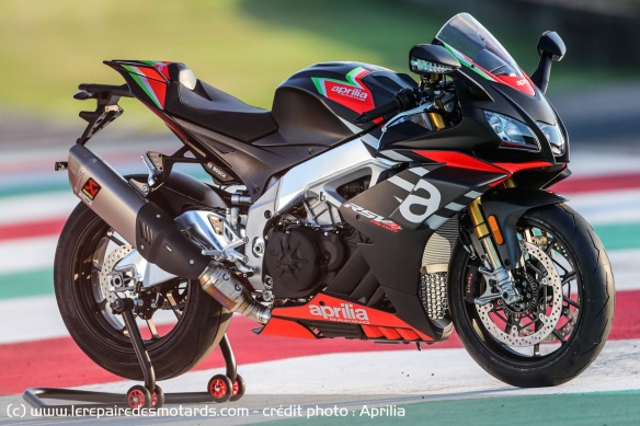 Aprilia RSV4 1100 Factory