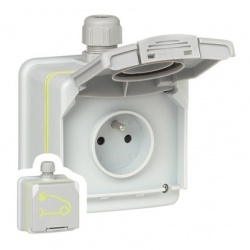 Prise IRVE 3kW 16A : Green'up Access en saillie (Legrand) + Protections électriques 