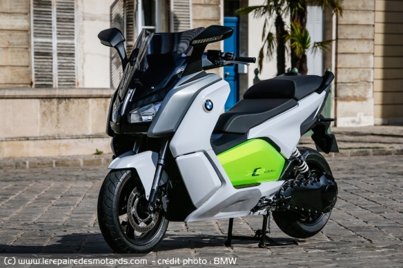 Scooter électrique BMW C-Evolution, présenté en 2013