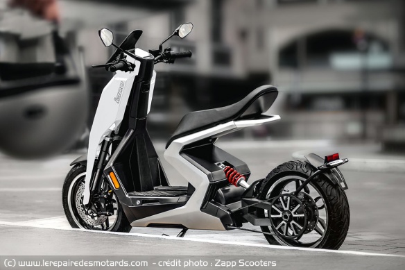 Zapp Scooter i300