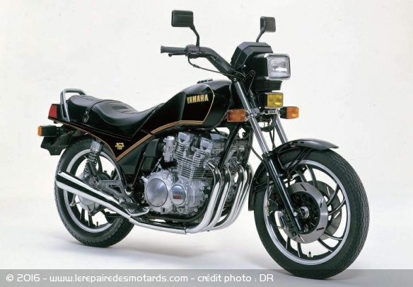 Les dix motos de série les plus moches : Yamaha XJ 750 Seca