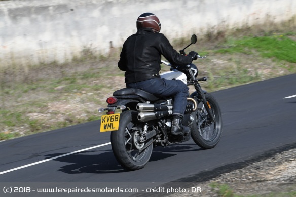 Essai du All One Heritage sur la Street Scrambler