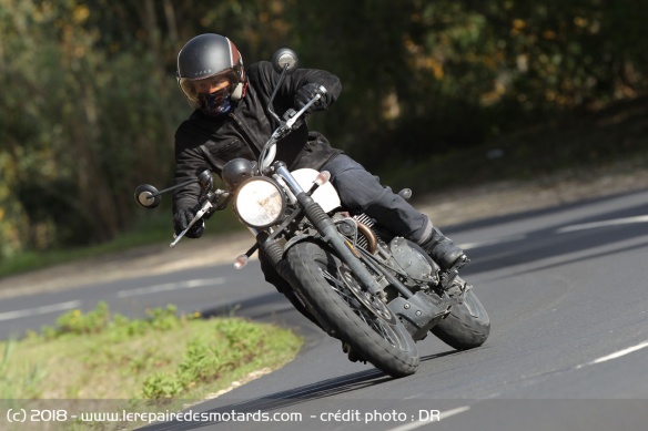 Essai du All One Heritage sur la Triumph Street Scrambler