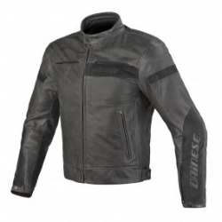 Essai : blouson Dainese Stripes Evo C2, photo studio