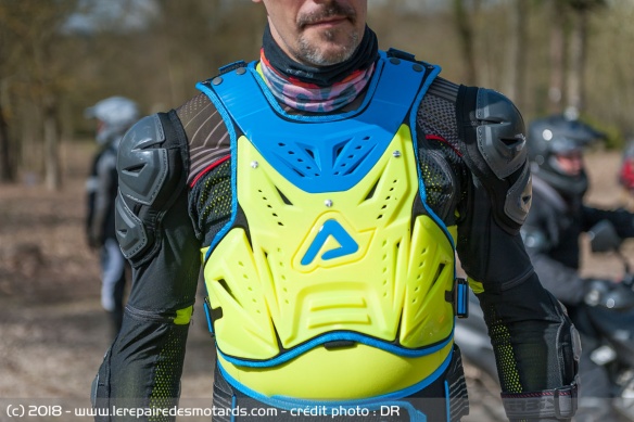 Essai de la protection Acerbis Cosmo 2.0