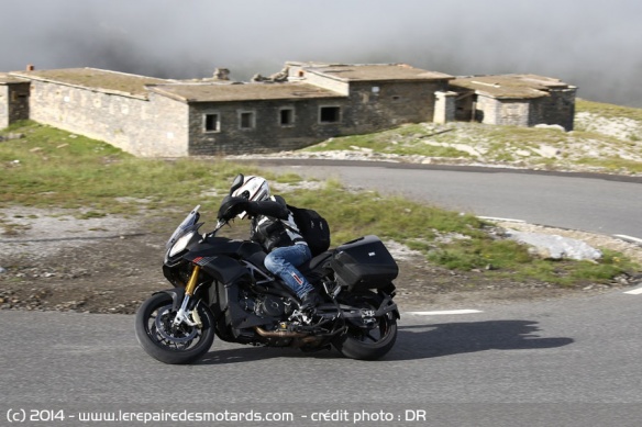 Essai Aprilia Caponord en montagne