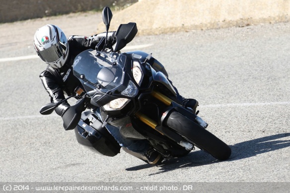Aprilia Caponord en virolos