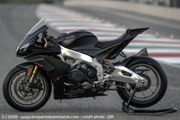 L'Aprilia RSV4 1100 Factory