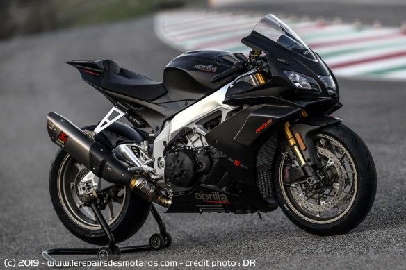 Essai de l'Aprilia RSV4 1100 Factory