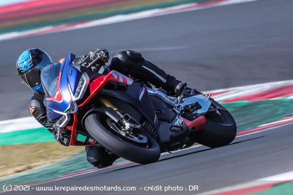 Le Misano World Circuit Marco Simoncelli est le lieu idéal pour mettre la Factory à l'épreuve